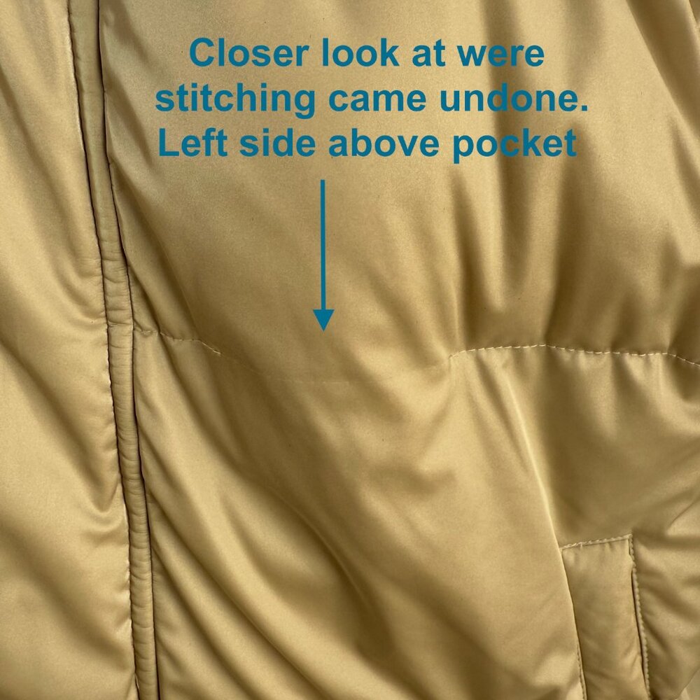 Aritzia | Supper Puffer | Shorty | XS | Champaign | Great Condition Minor Flaw - Picture 13 of 14